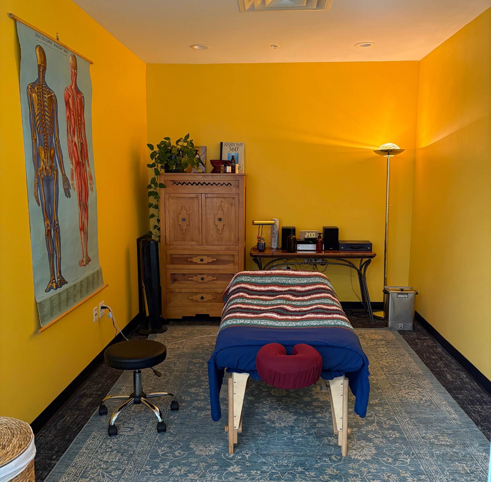 The yellow treatment room at Atwood Therapeutics